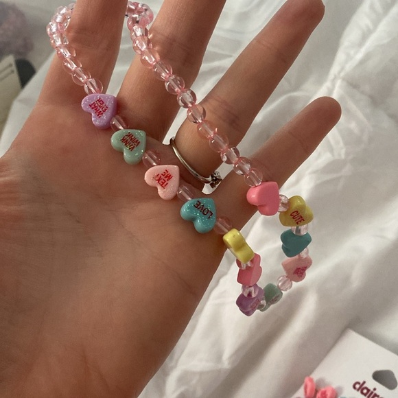 Candy heart necklace and ONE pair of earrings - Picture 1 of 3